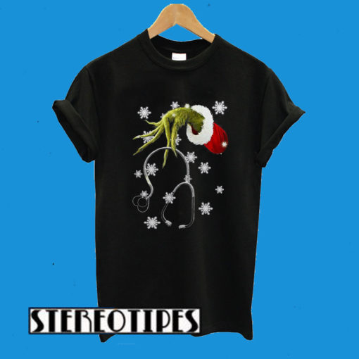 Grinch’s Hand Holding Nurse Stethoscope Christmas T-Shirt