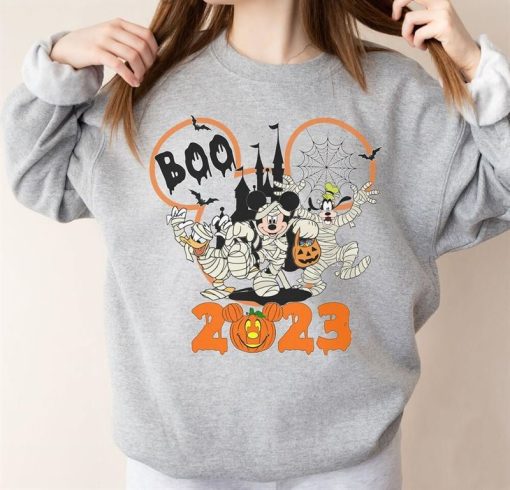 Disney Halloween 2023 Sweatshirt